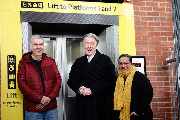 Motspur Park step-free